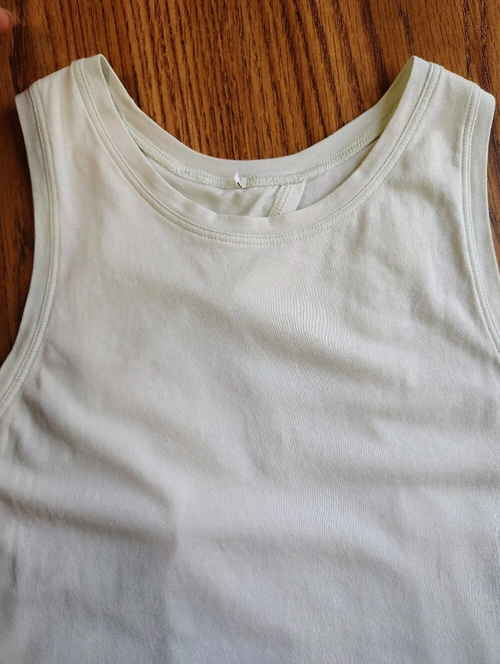 Lululemon All Tied Up Tank Top Very Light Green Spring cotton sz 8 (M).